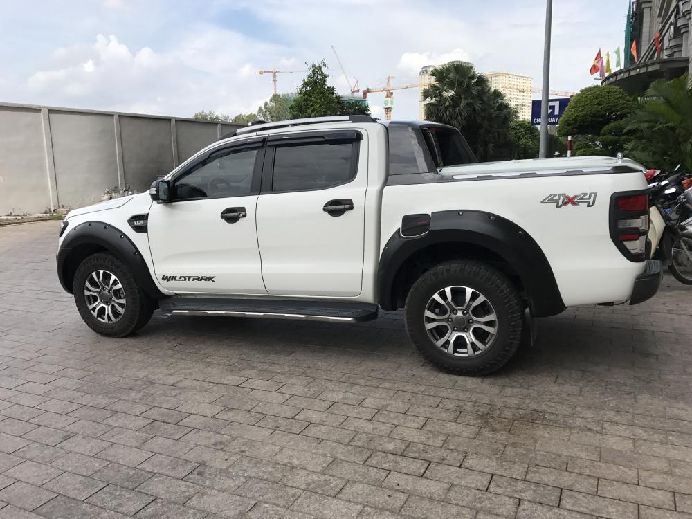 Ford Ranger Wildtrack 2015 - Bán xe Ford Ranger Wildtrack đời 2015 màu trắng, nhập khẩu