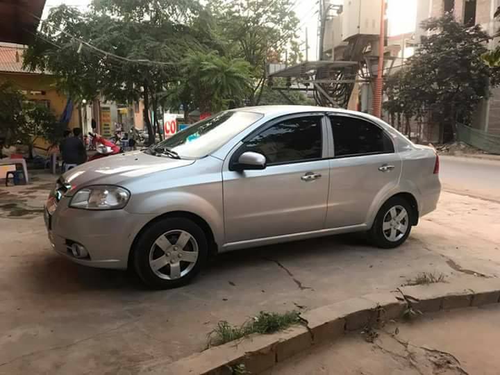 Chevrolet Aveo LS 1.6 MT 2011 - Bán Chevrolet Aveo 2011, màu bạc