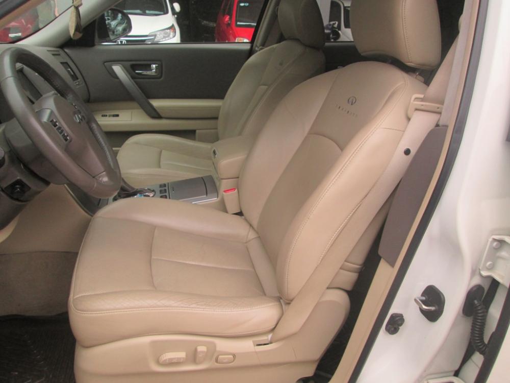 Infiniti FX 35 2008 - Bán ô tô Infiniti FX 35 đời 2008, màu trắng, nhập khẩu nguyên chiếc, giá chỉ 999 triệu