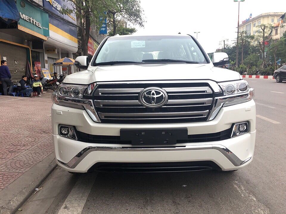 Toyota Land Cruiser VX-R   2017 - Bán Toyota Land Cruiser VX-R 2017 nhập khẩu Trung Đông