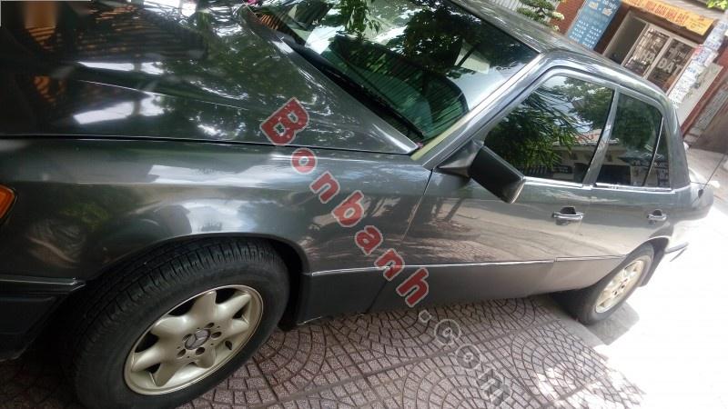 Mercedes-Benz E230 1990 - Bán Mercedes E230 đời 1990, màu xám, nhập khẩu chính hãng