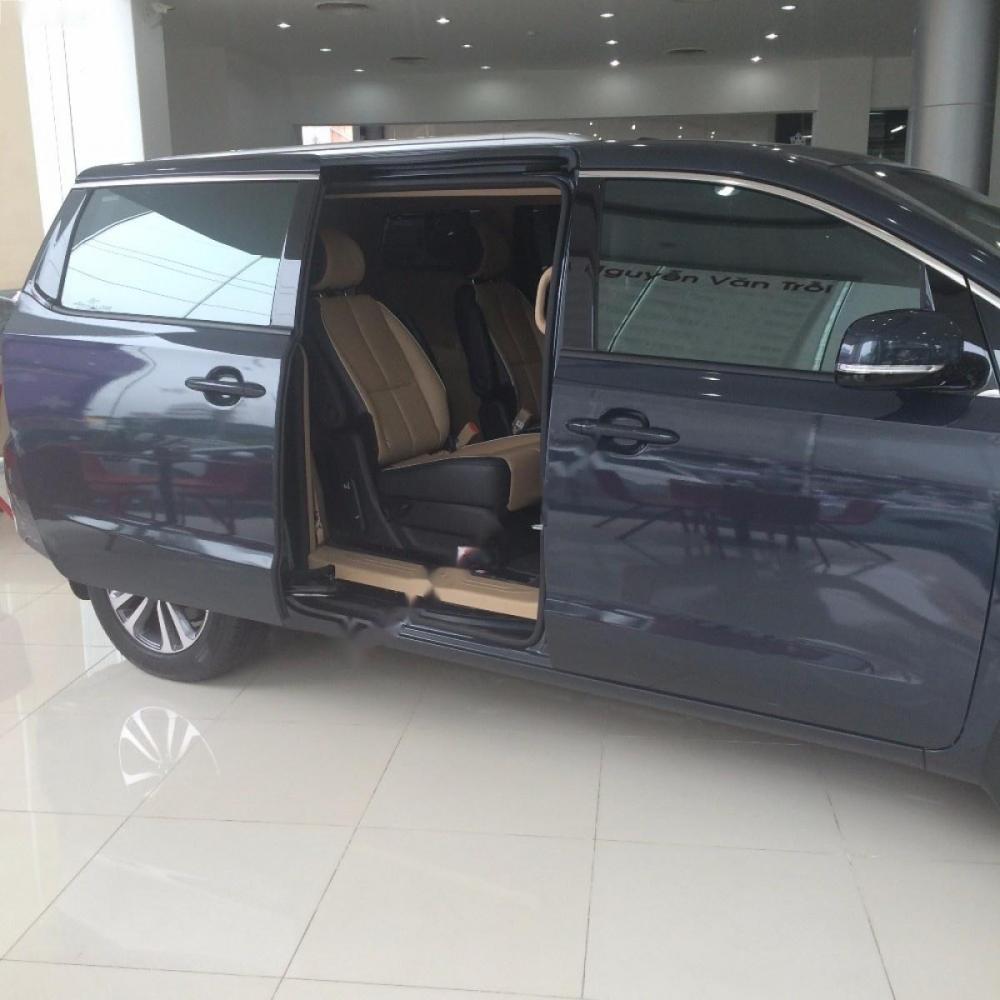 Kia Sedona GAT 2015 - Bán ô tô Kia Sedona GAT sản xuất 2015, mới 100%