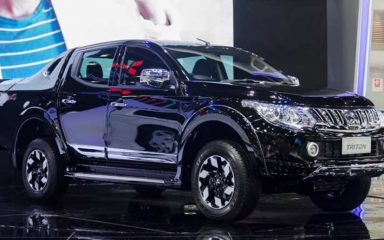Mitsubishi Triton GLS 2017 - Giá xe Mitsubishi Triton Mivec 2 cầu tự động tại Nghệ An