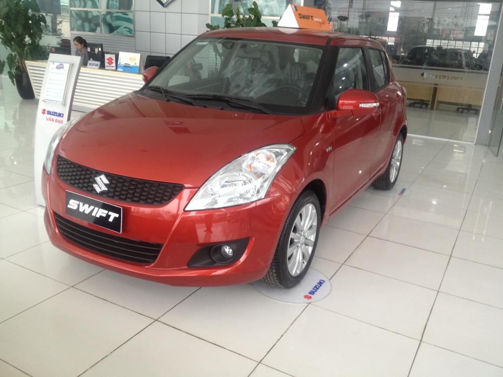 Suzuki Swift 2017 - Cần bán xe Suzuki Swift 2017 giá tốt nhất, 479 triệu - LH: 0985547829