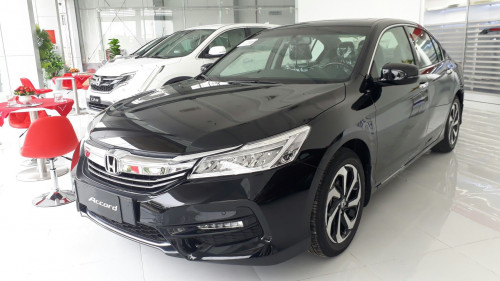 Honda Accord   2.4L AT  2017 - Cần bán Honda Accord 2.4L AT sản xuất 2017, màu đen