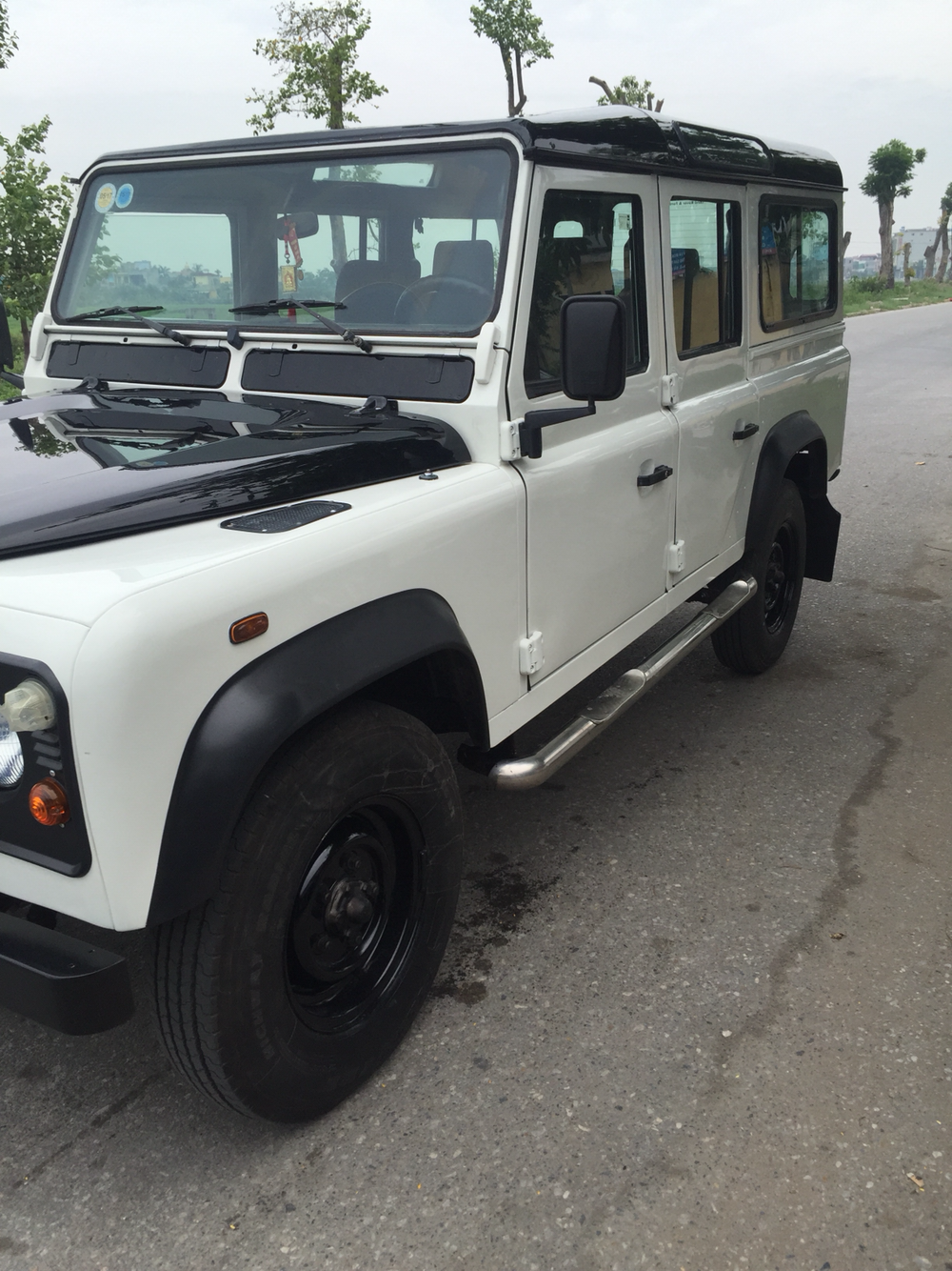 LandRover Defender 2003 - Xe LandRover Defender đời 2003 màu trắng, giá tốt nhập khẩu