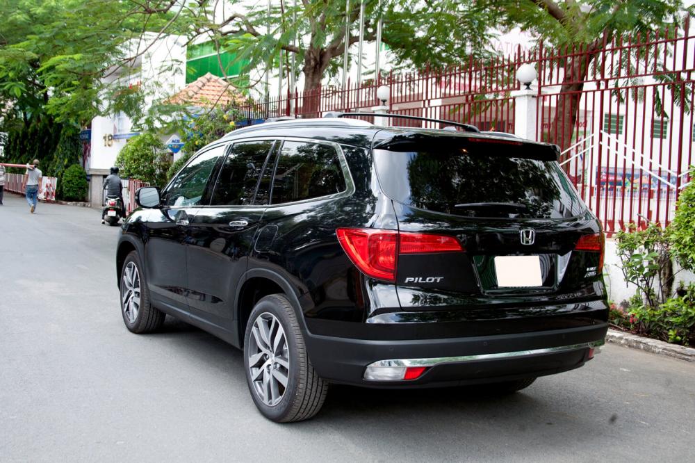 Honda Pilot 2016 - Cần bán xe Honda Pilot model năm 2016, màu đen, xe nhập