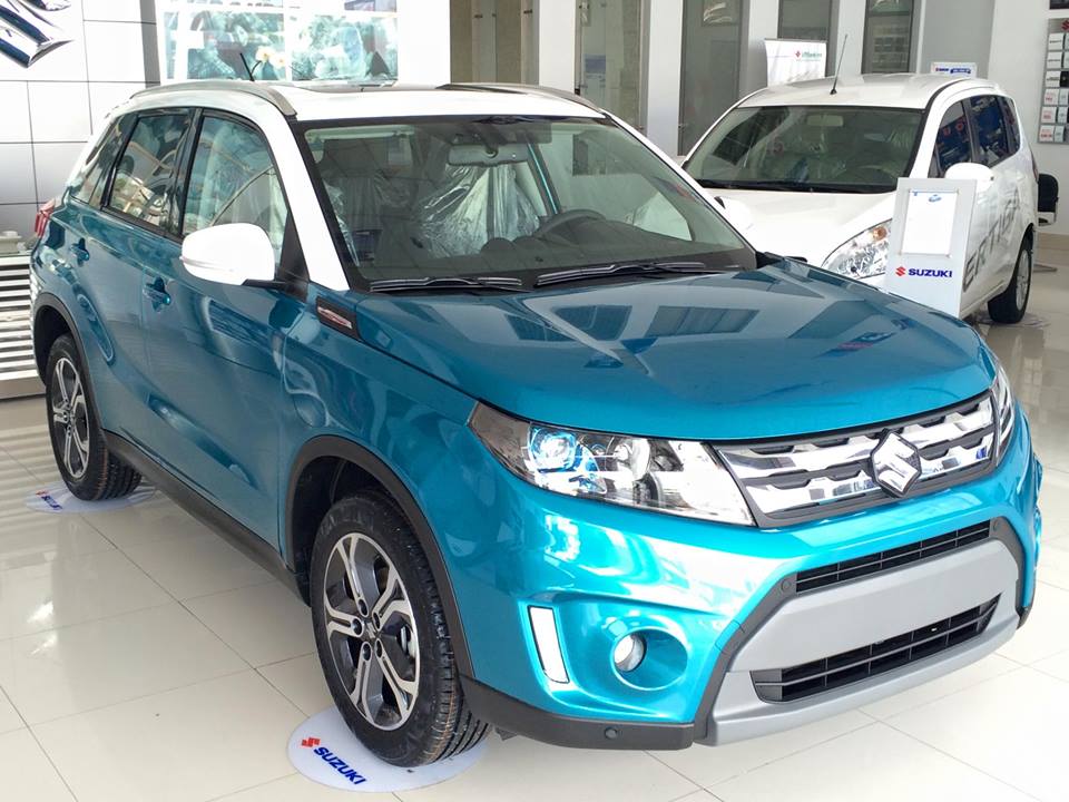 Suzuki Vitara 2017 - Bán Suzuki Vitara 2017 giá rẻ nhất tại Hà Nội, xe giao ngay, liên hệ: 0985.547.829