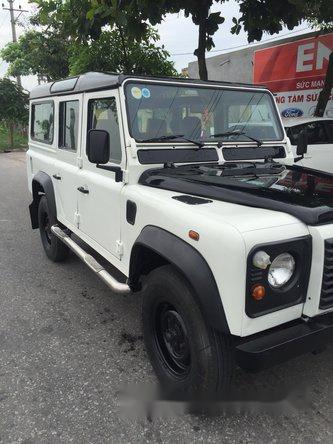 LandRover Defender 110 2003 - Bán LandRover Defender 110 sản xuất 2003, màu trắng, xe nhập, 780tr