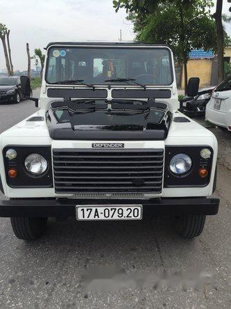 LandRover Defender 110 2003 - Bán LandRover Defender 110 sản xuất 2003, màu trắng, xe nhập, 780tr