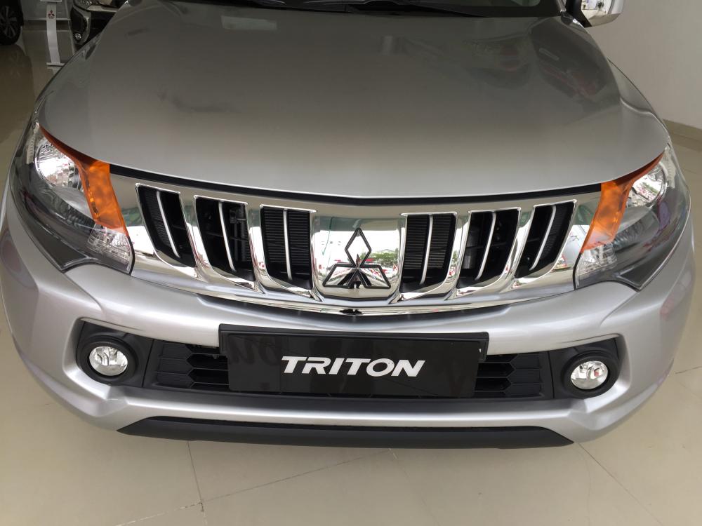 Mitsubishi Triton 2017 - Bán Mitsubishi Triton 2 cầu, số sàn tại Quảng Nam, LH Quang: 0905596067 giá tốt nhất tại Quảng Nam