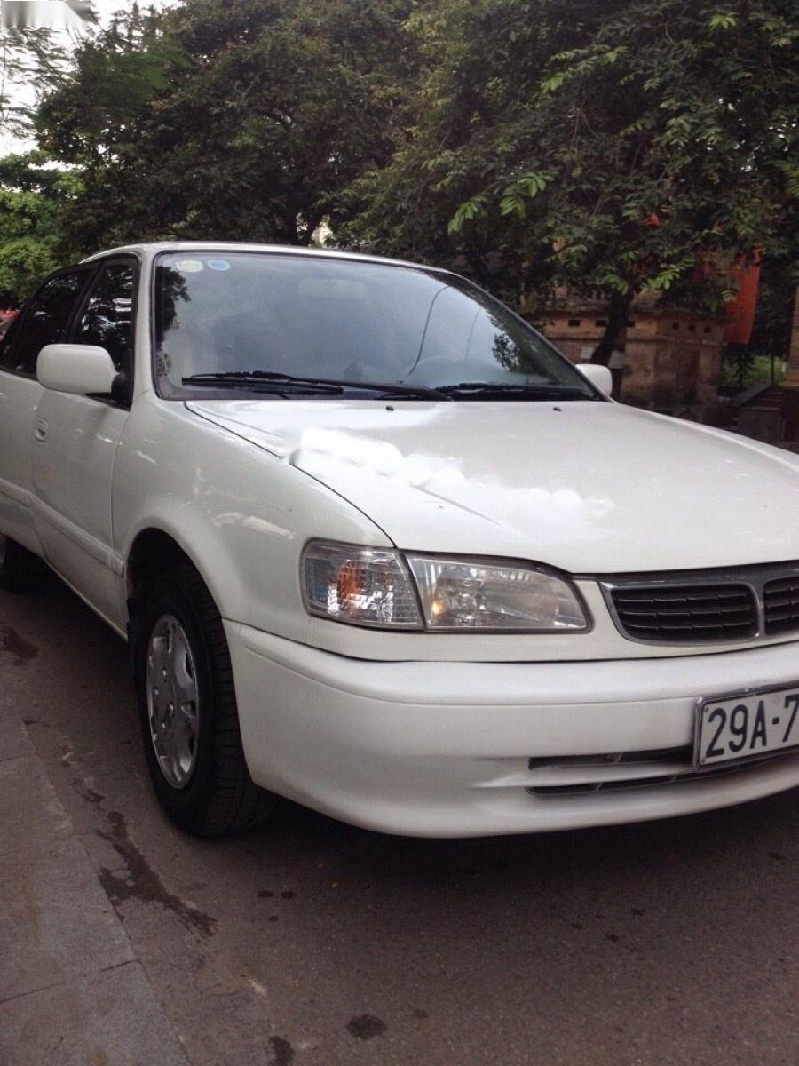 Toyota Corolla GLi 2000 - Cần bán gấp Toyota Corolla GLi đời 2000, màu trắng, nhập khẩu nguyên chiếc, giá 172tr