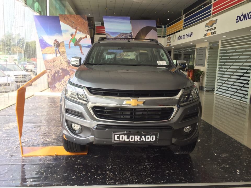 Chevrolet Colorado LTZ 2.8 2017 - Bán tải Colorado mới, trả trước chỉ với 120tr, giá cực tốt, nhiều ưu đãi