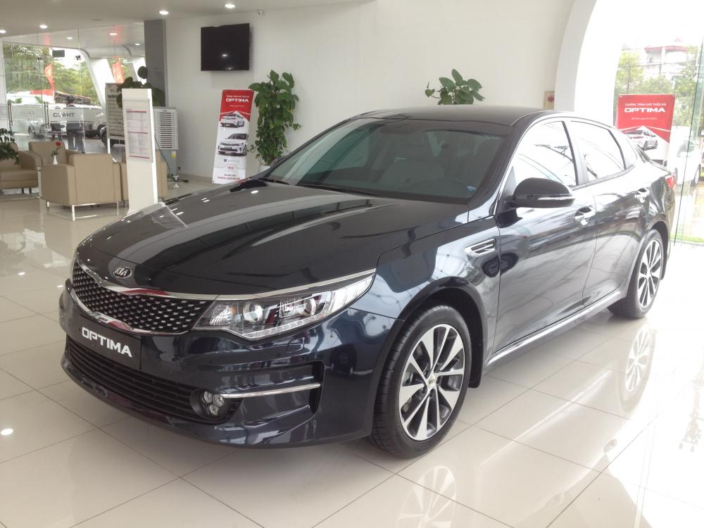 Kia Optima 2.0AT 2018 - Bán Kia Optima 2.0AT sản xuất năm 2018, màu đen