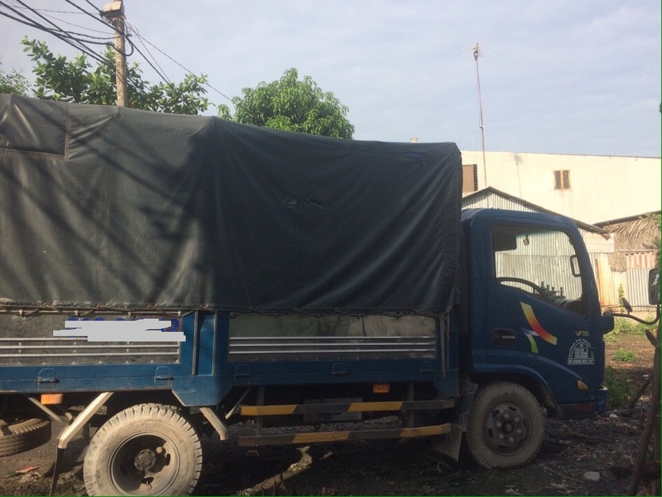 Xe tải 2500kg Veam 2015 - Xe tải cũ Veam 2T4 thùng mui bạt, màu xanh