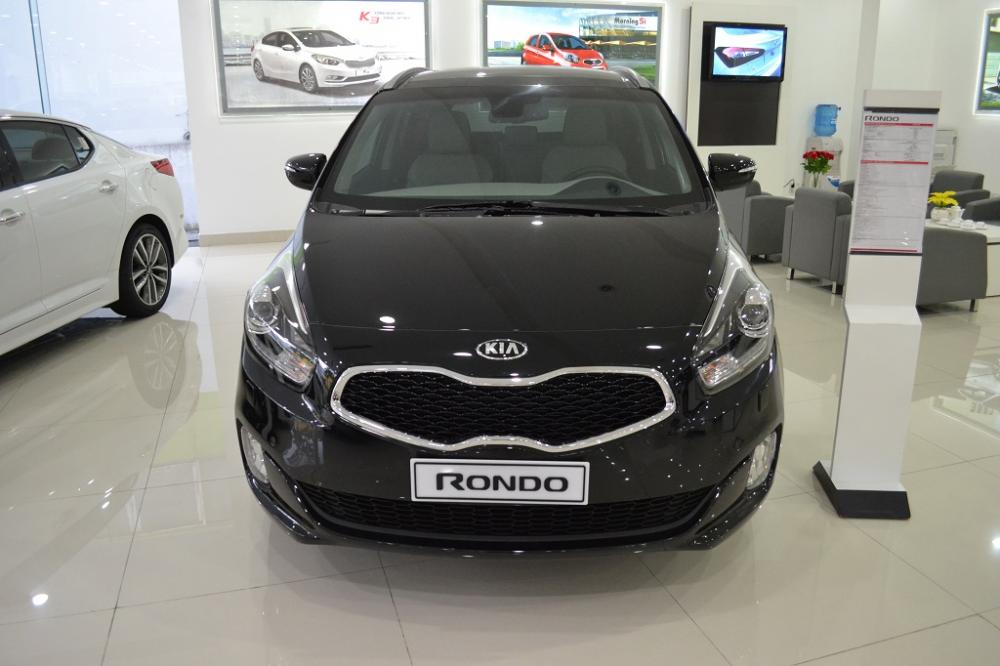 Kia Rondo GAT 2018 - Bán Kia Rondo GAT sản xuất 2018, màu đen