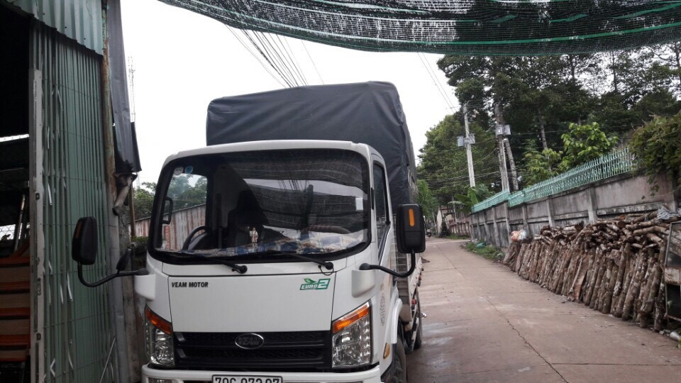 Xe tải 2500kg 2016 - Bán xe tải cũ Veam 2T4 thùng mui bạt, đời 2016