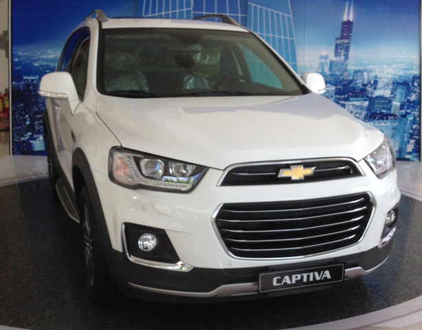 Chevrolet Captiva Revv LTZ 2.4 AT 2017 - Bán Chevrolet Captiva Revv 2017, hỗ trợ vay 100%, có xe giao ngay - Gọi Ms. Lam 0939 19 37 18