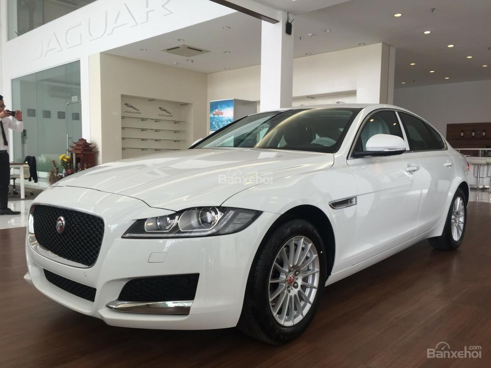 Jaguar XF Pure 2017 - Bán xe Jaguar XF 2017 đủ màu trắng, xanh, đen bảo dưỡng giao xe ngay 0918842662