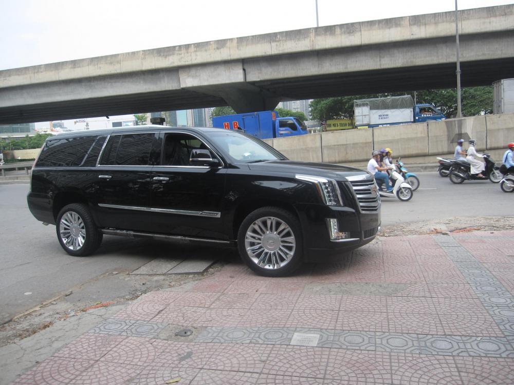 Cadillac Escalade ESV Platium 2016 - Bán Cadillac Escalade Platium 2016 mới