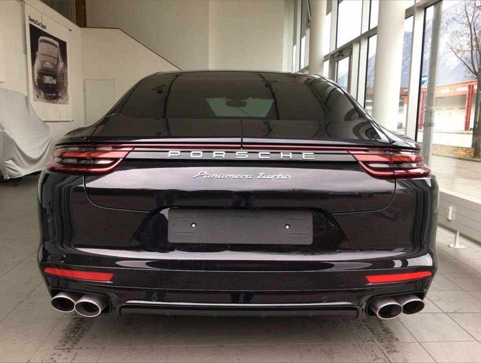 Porsche Panamera 2017 - Bán xe Porsche Panamera đời 2017, màu đen, nhập khẩu