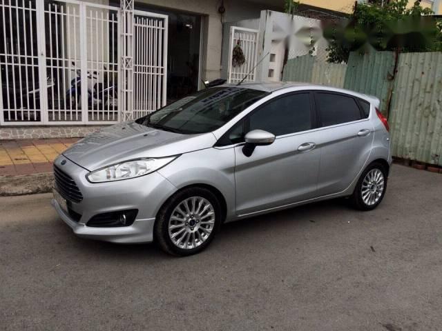 Ford Fiesta   S   2014 - Bán Ford Fiesta S năm 2014, màu bạc chính chủ giá cạnh tranh