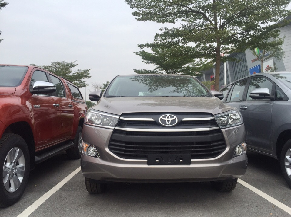 Toyota Innova 2.0G 2018 - Toyota Long Biên bán xe Innova 2.0G 2018, giá cạnh tranh, trả góp từ 7tr/tháng - Hotline: 0948057222