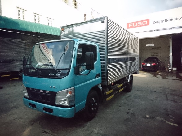 Mitsubishi Canter 4.7 2017 - Cần bán xe Mitsubishi Canter năm 2017, màu xanh