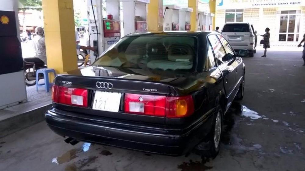 Audi 100 1998 - Bán Audi 100 đời 1998, màu đen, xe nhập, giá tốt