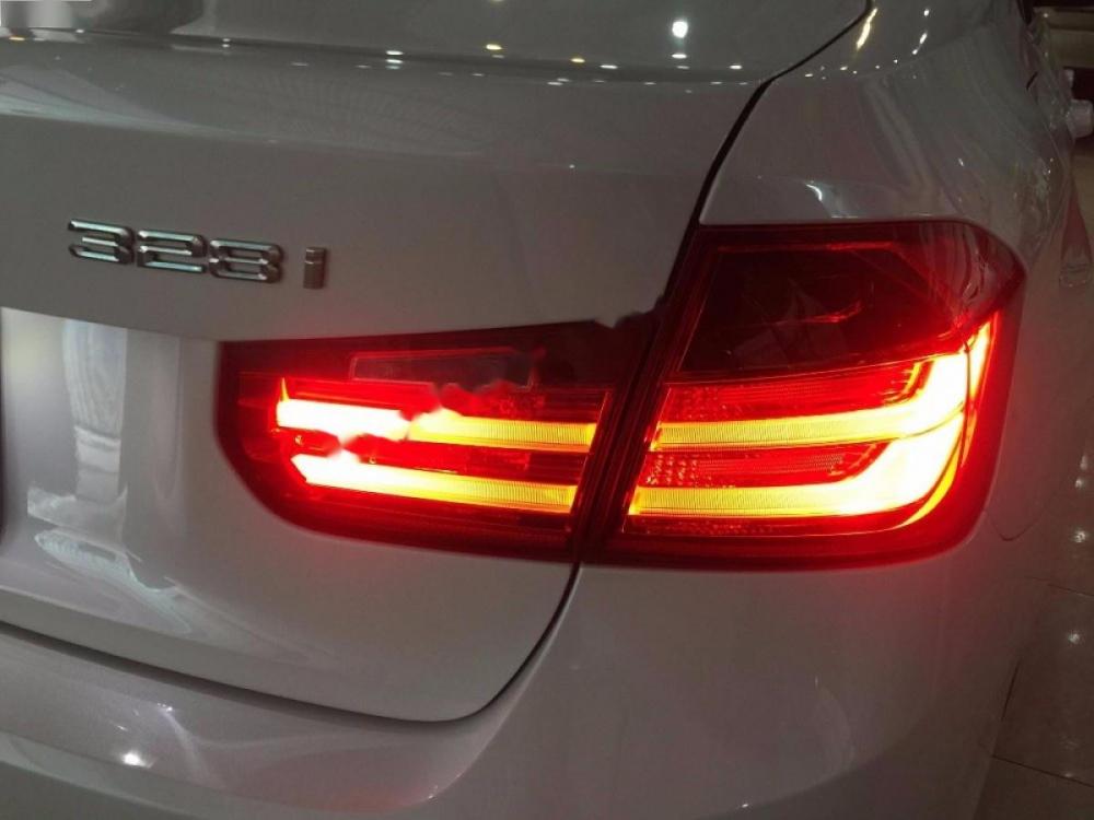 BMW 3 Series 328i 2014 - Bán ô tô BMW 3 Series 328i đời 2014, màu trắng, nhập khẩu số tự động