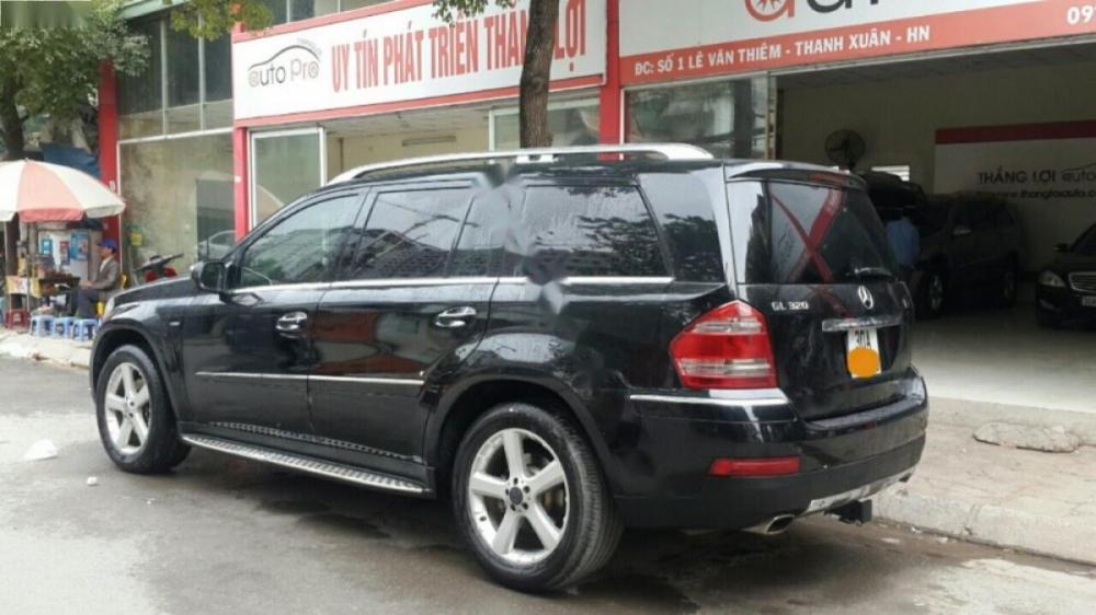 Mercedes-Benz GL 320 2009 - Bán Mercedes GL320 đời 2009, màu đen, xe nhập chính chủ