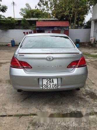 Toyota Avalon 2006 - Bán Toyota Avalon 2006, màu bạc số tự động, giá chỉ 650 triệu