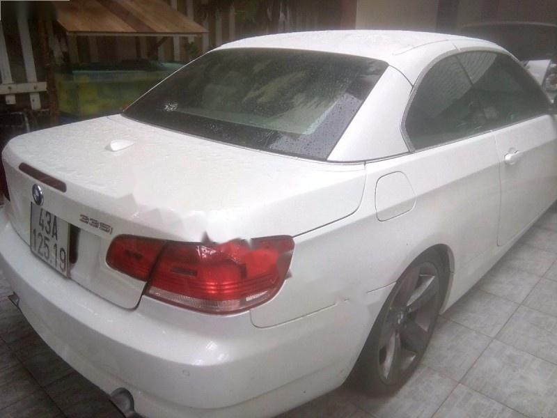 BMW 3 Series 335i 2009 - Bán ô tô BMW 3 Series 335i đời 2009, màu trắng, nhập khẩu, 850 triệu