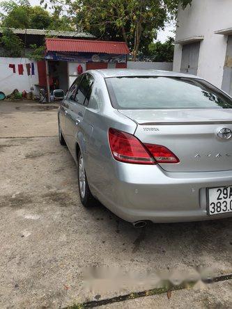 Toyota Avalon 2006 - Bán Toyota Avalon 2006, màu bạc số tự động, giá chỉ 650 triệu