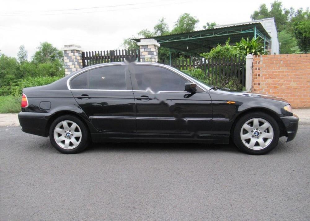 BMW 3 Series 325i 2002 - Bán BMW 3 Series 325i đời 2002, màu đen số tự động