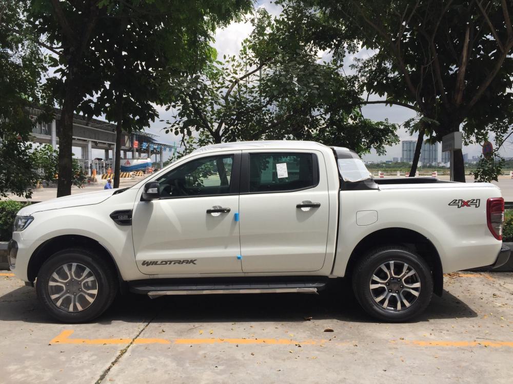 Ford Ranger 2017 - Bán Ford Ranger Wildtrak 2.2, màu trắng