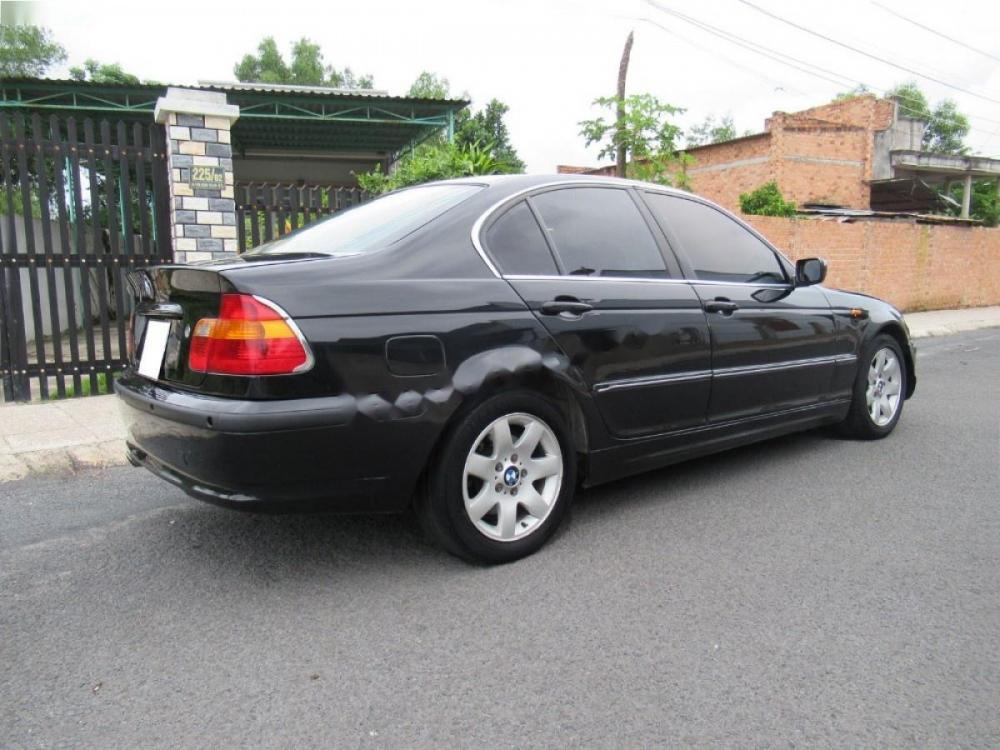 BMW 3 Series 325i 2002 - Bán BMW 3 Series 325i đời 2002, màu đen số tự động