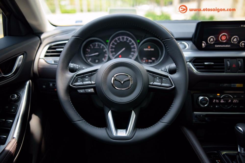 Mazda 6 2017 - Cần bán Mazda 6 đời 2017, màu trắng, nhập khẩu nguyên chiếc, 959 triệu