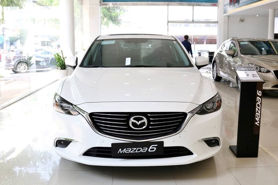 Mazda 6 2017 - Cần bán Mazda 6 đời 2017, màu trắng, nhập khẩu nguyên chiếc, 959 triệu