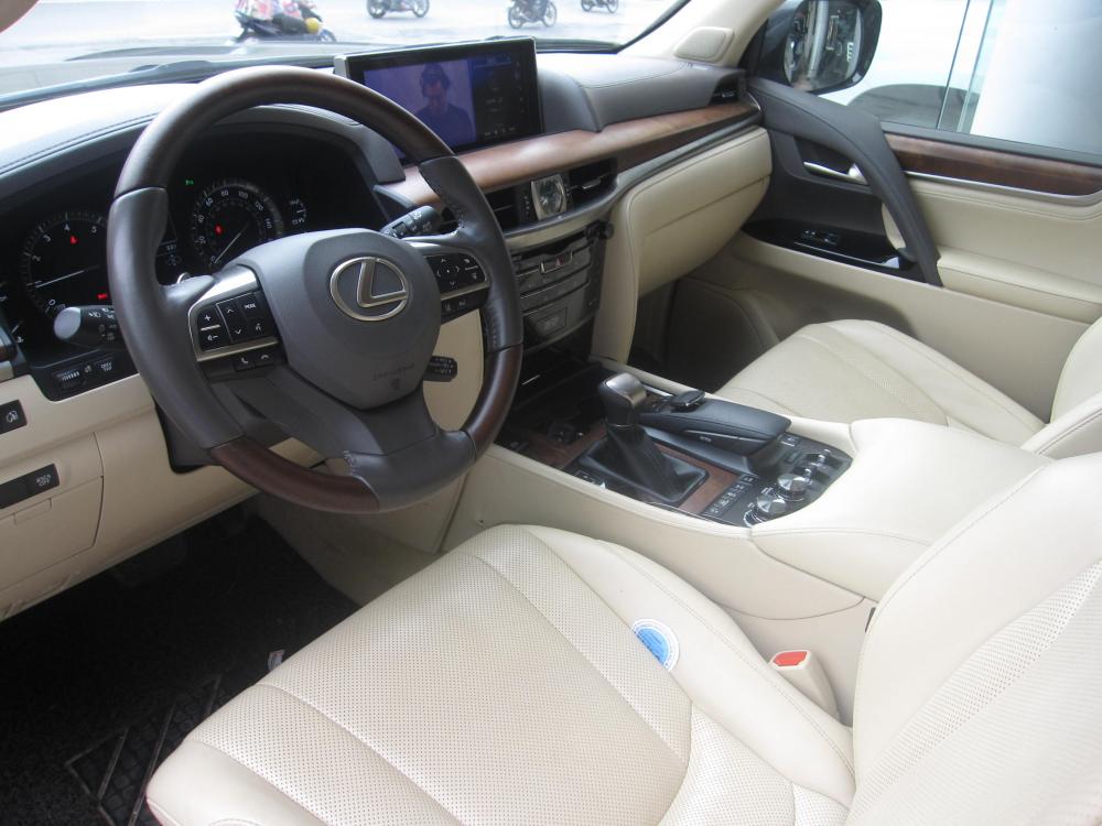 Lexus LX 570 2016 - Bán Lexus LX 570 đời 2016, màu đen, nhập khẩu