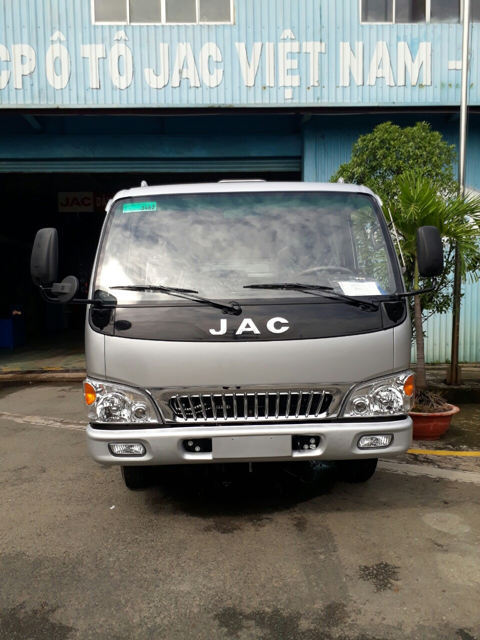 JAC HFC  1048K 2017 - Bán xe tải JAC 4T49 - 4 tấn 95 (5 tấn) mẫu mới 2017 - trả góp 90%