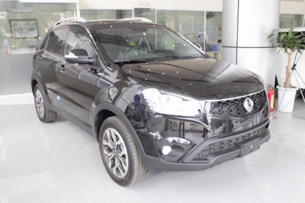 Ssangyong Korando 2016 - Bán xe Ssangyong Korando đời 2016, màu đen, xe nhập, 800 triệu