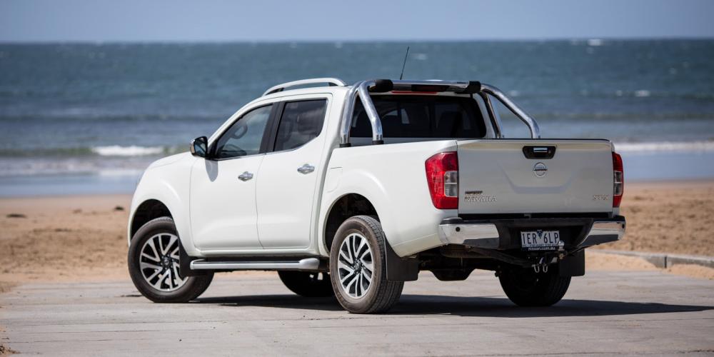 Nissan Navara E 2017 - Bán Nissan Navara 2017 tại Hà Tĩnh với mức giá rẻ nhất