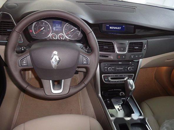 Renault Latitude 2.0L - I4 2016 - Bán ô tô Renault Latitude 2.0L - I4 đời 2016, màu đen  