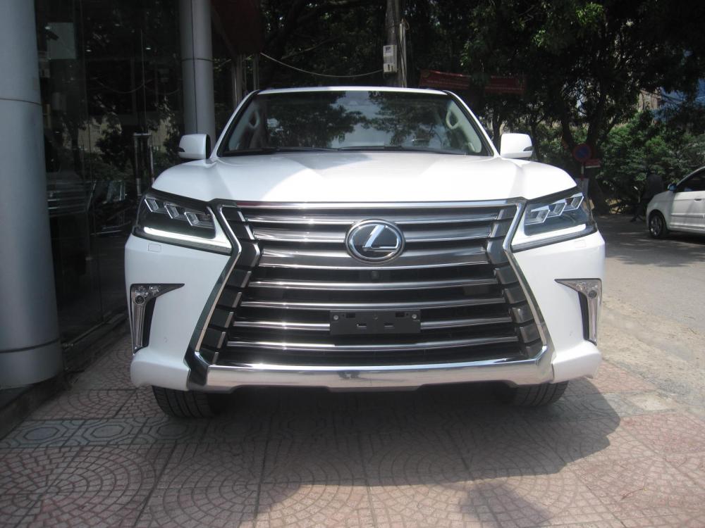 Lexus LX 570 2016 - Bán ô tô Lexus LX 570 đời 2017, màu trắng, nhập khẩu nguyên chiếc