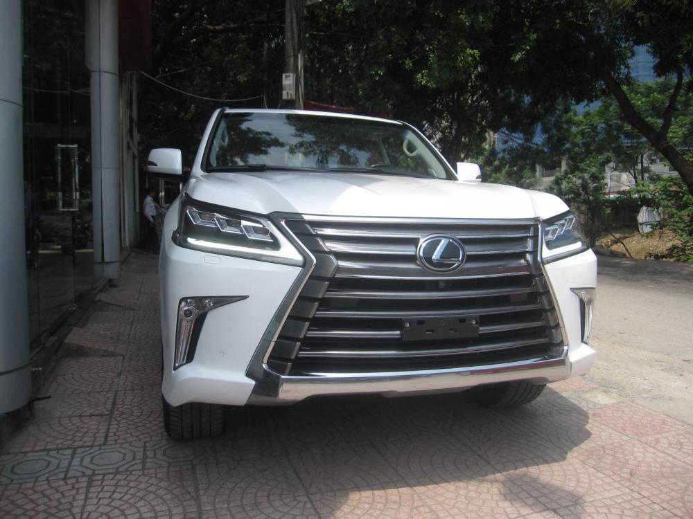 Lexus LX 570 2016 - Bán ô tô Lexus LX 570 đời 2017, màu trắng, nhập khẩu nguyên chiếc