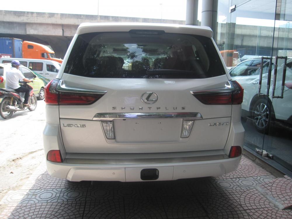 Lexus LX 570 2016 - Bán ô tô Lexus LX 570 đời 2017, màu trắng, nhập khẩu nguyên chiếc