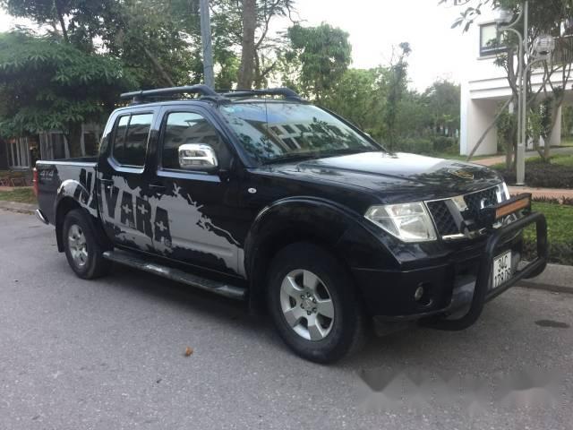 Nissan Navara  XE  2013 - Chính chủ bán Nissan Navara XE 2013, màu đen