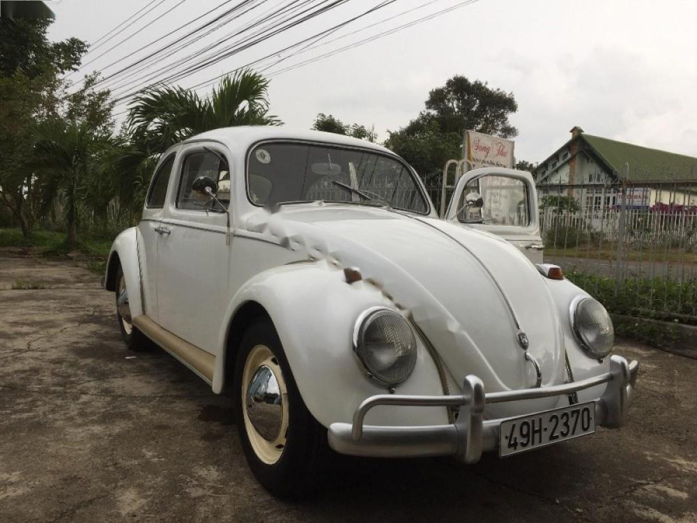 Volkswagen Beetle 1990 - Cần bán xe Volkswagen Beetle đời trước 1990, màu trắng, nhập khẩu nguyên chiếc, giá tốt