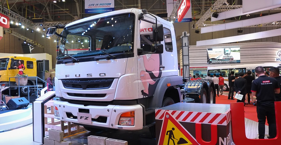 Fuso Fighter FZ49 2016 - Bán xe đầu kéo Fuso Fighter FZ49 nhập khẩu nguyên chiếc liên hệ ngay để có giá ưu đãi